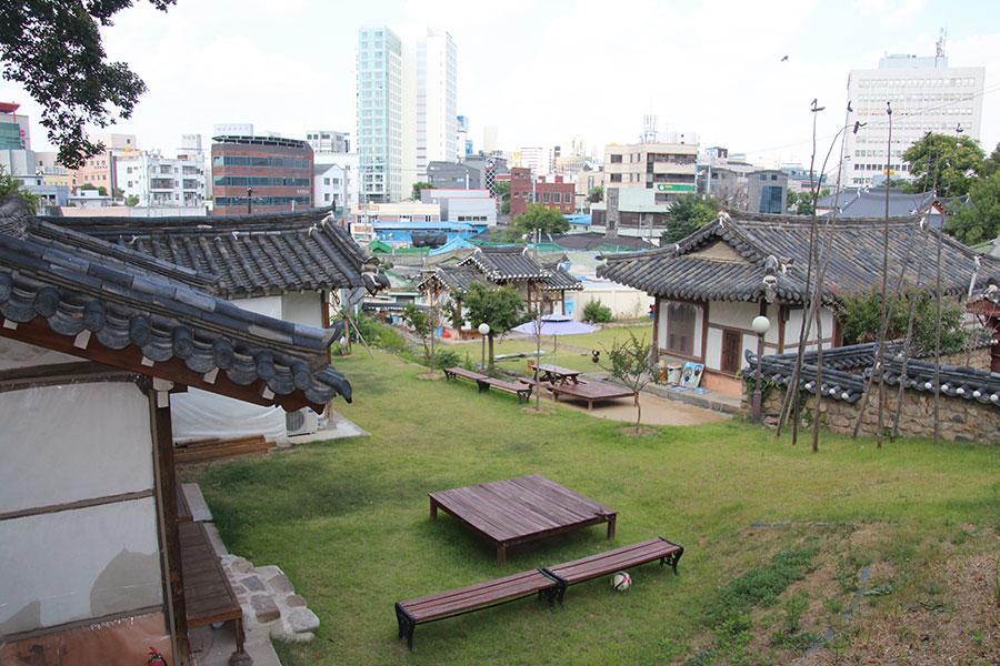 Former Guamseowon Hanok Guesthouse Тэгу Экстерьер фото