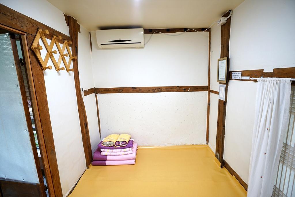 Former Guamseowon Hanok Guesthouse Тэгу Экстерьер фото