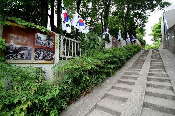 Former Guamseowon Hanok Guesthouse Тэгу Экстерьер фото